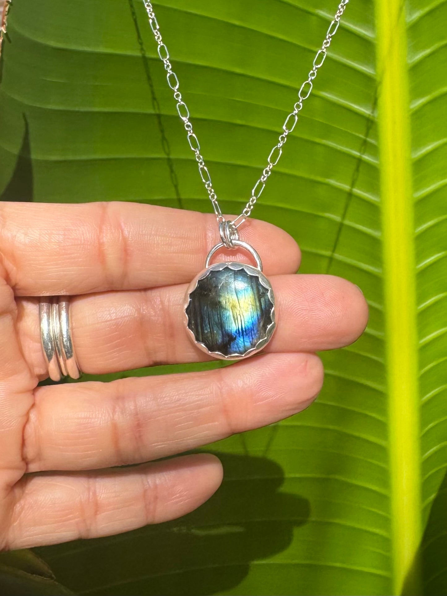 Circle Labradorite