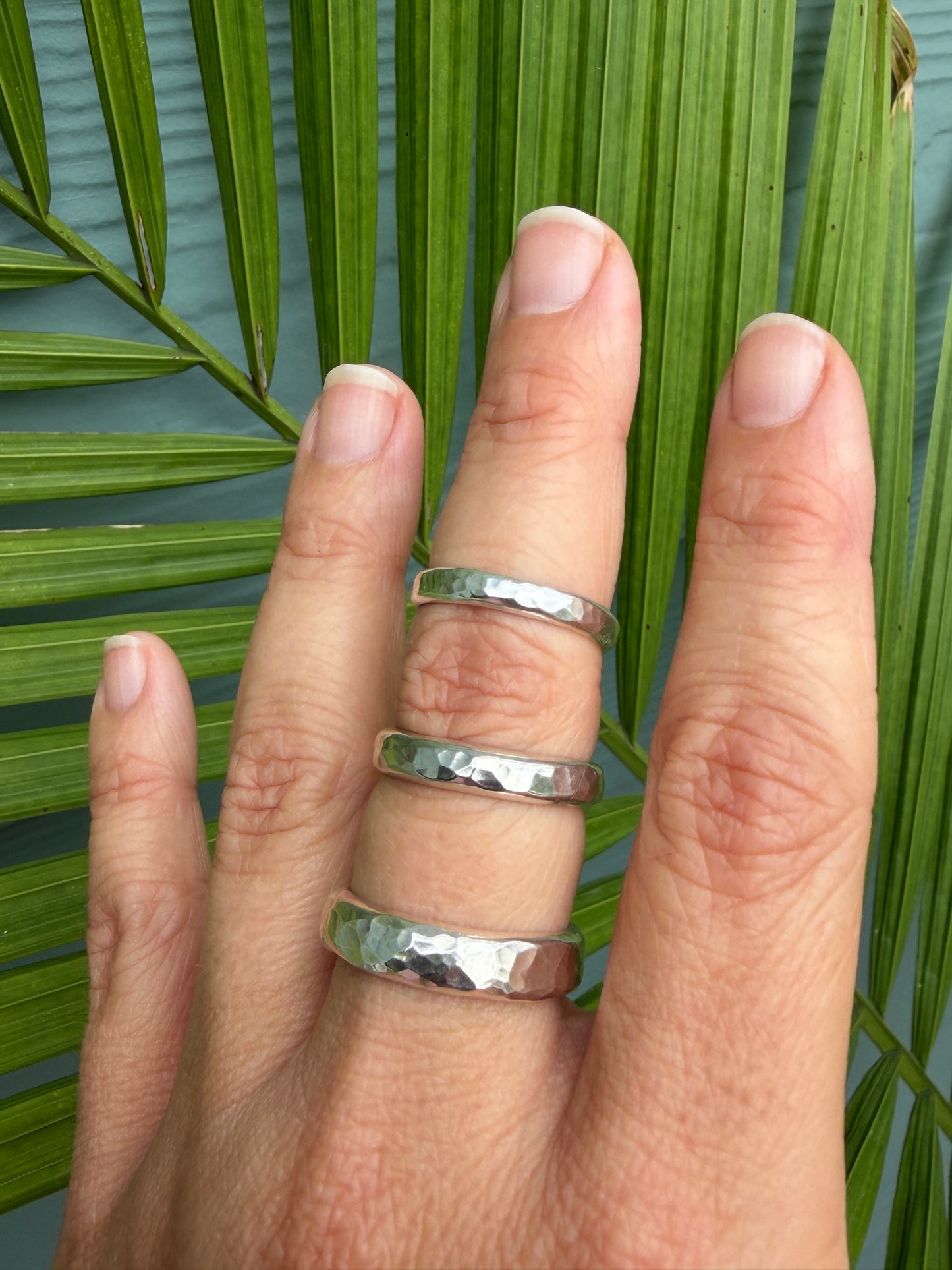 Wildstone Classic Hammered Ring